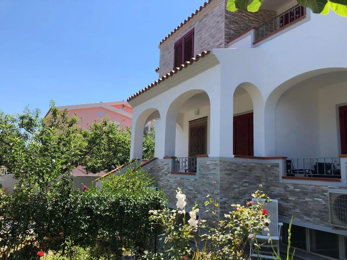 Appartamento In Villa Andreina Orosei