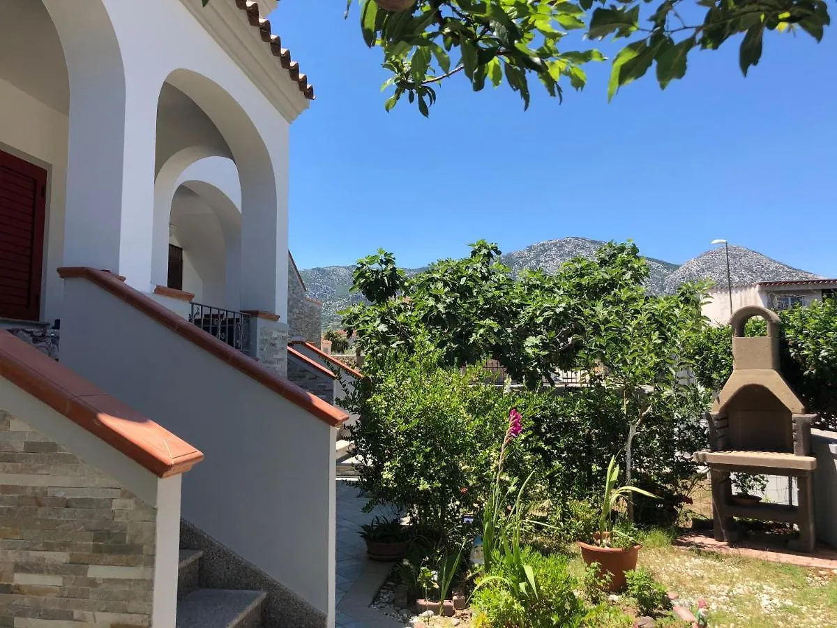 Apartman Appartamento In Villa Andreina Orosei