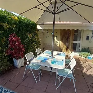  Appartamento Domus Claudio Garden - Monolocale Con Giardino Privato Italia