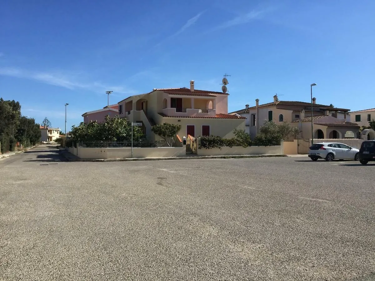 Appartamento In Villa Andreina Orosei Apartamento