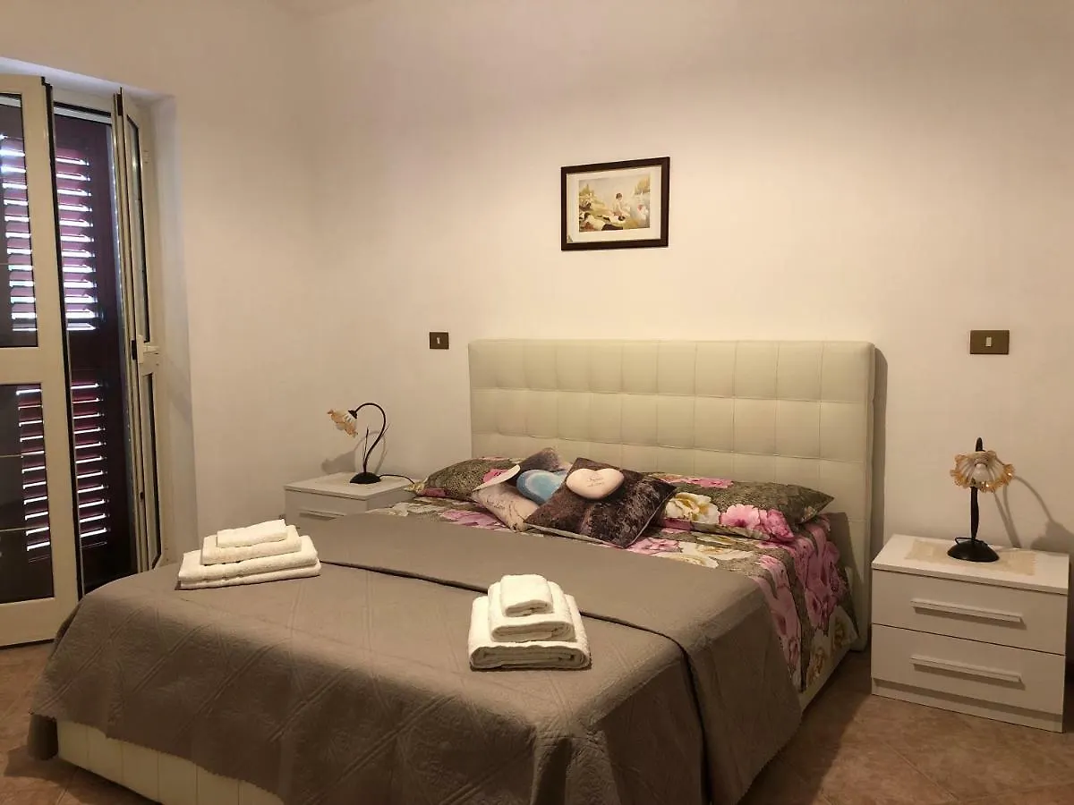 Appartamento In Villa Andreina Orosei Apartamento