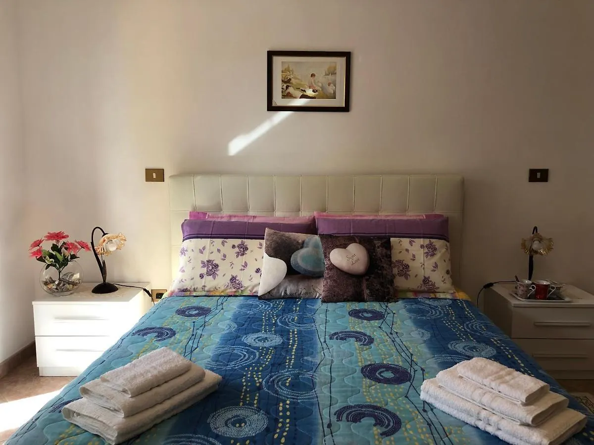 Appartamento In Villa Andreina Orosei 0*,